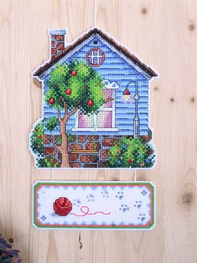 MP Studia Plastic Aida Cross Stitch Kit - P-0492