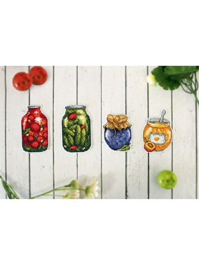 MP Studia Plastic Aida Cross Stitch Kit - P-0454