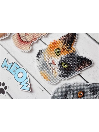 MP Studia Plastic Aida Cross Stitch Kit - P-0340