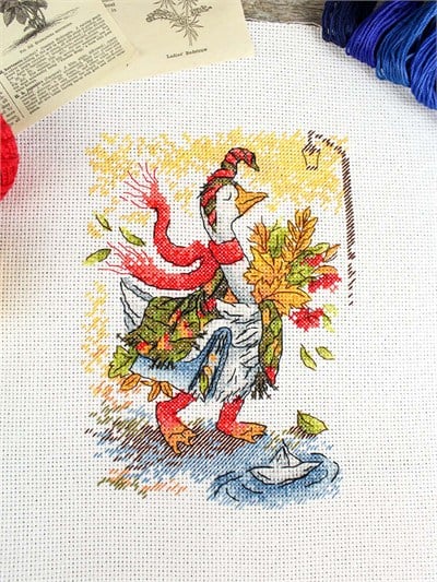 MP Studia Autumn Walk Cross Stitch Kit (Aida, Threads & Chart Included) - M-795