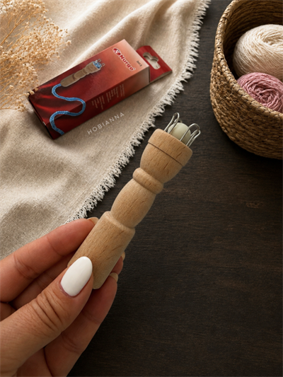 Nurge 4 Pin Knitting Spool
