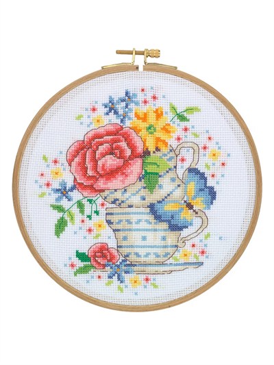 Tuva Wooden with Hoop Cross Stitch Kit 18,5cm - CCS12