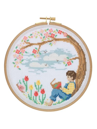 Tuva Wooden with Hoop Cross Stitch Kit 18,5cm - CCS06