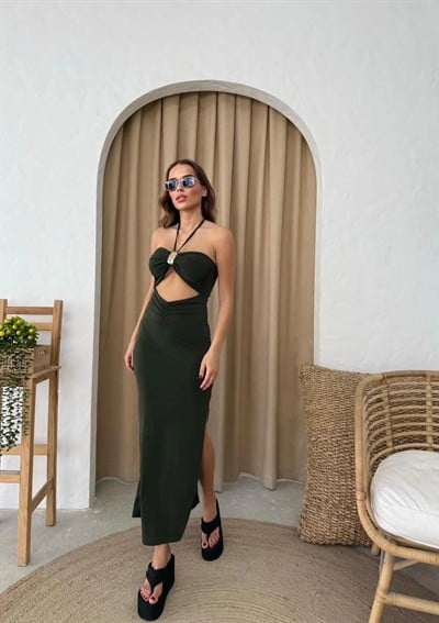 AKSESUAR DETAY BOYUNDAN BAĞLAMALI SANDY UZUN ELBİSE YEŞİL