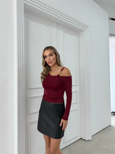 AKSESUAR KAYIK YAKA DETAY BLUZ BORDO