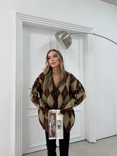 BAKLAVA DESEN OVERSİZE TRİKO HIRKA HAKİ