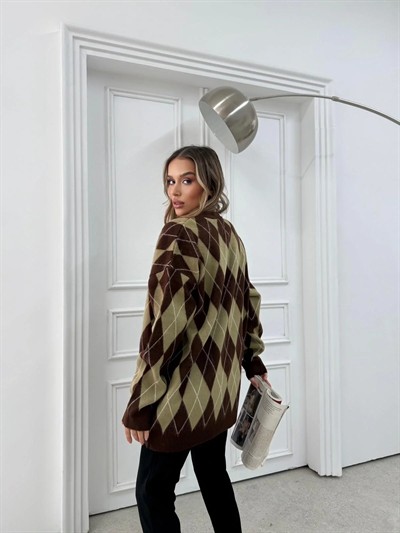 BAKLAVA DESEN OVERSİZE TRİKO HIRKA HAKİ