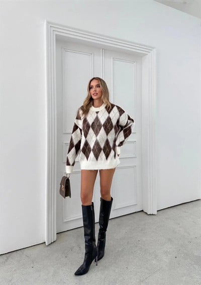 BAKLAVA DESEN OVERSİZE TRİKO KAZAK KAHVE