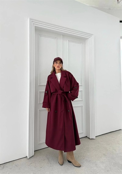BEL VE KOL KUŞAKLI DÜĞME DETAY İÇ ASTARLI UZUN KAŞE KABAN BORDO 2027