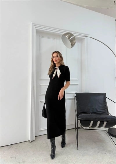 BİSİKLET YAKA FULARLI UZUN TRİKO KALEM ELBİSE SİYAH