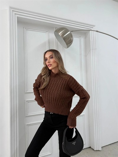 BURGULU YUMOŞ DOKULU CROP KAZAK KAHVE