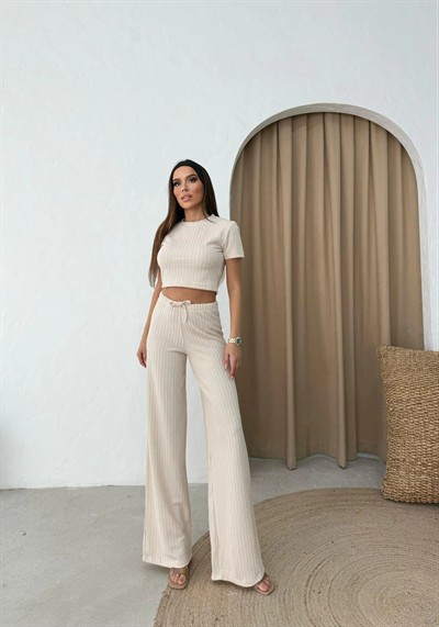 CROP VE PANTOLONLU BEL BAĞCIKLI TRİKO İKİLİ TAKIM KREM