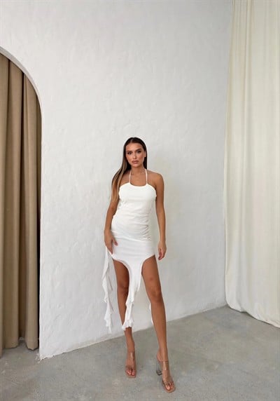 ETEK SAÇAKLI BOYUNDAN BAĞLAMALI TÜL ASTARLI ELBİSE BEYAZ