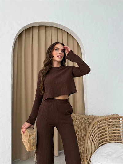 GOFRE KUMAŞ CROP VE PALAZZO PANTOLONLU İKİLİ TAKIM KAHVE