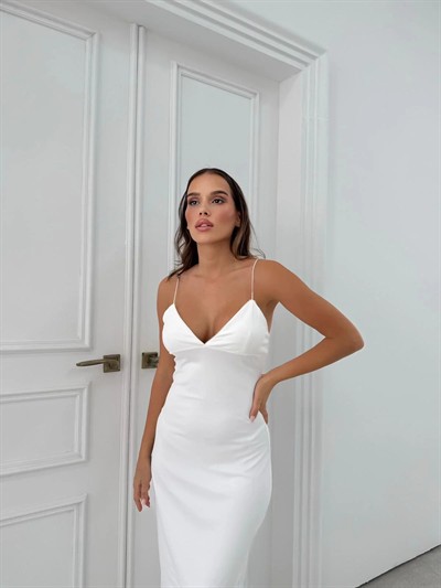 İP ASKILI DANTEL DETAY UZUN KALEM ELBİSE BEYAZ