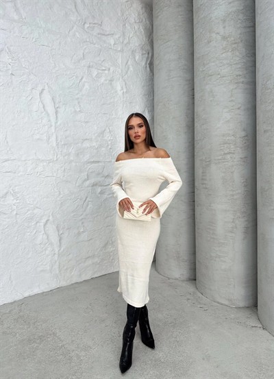 İSPANYOL KOL MADONNA YAKA TRİKO ELBİSE KREM