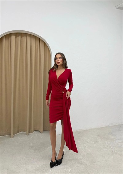 KRUVAZE YAKA AKSESUAR DETAY SANDY ELBİSE KIRMIZI