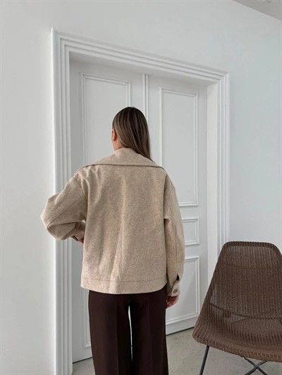 KRUVAZE YAKA İÇ ASTARLI KAŞE MONT KREM