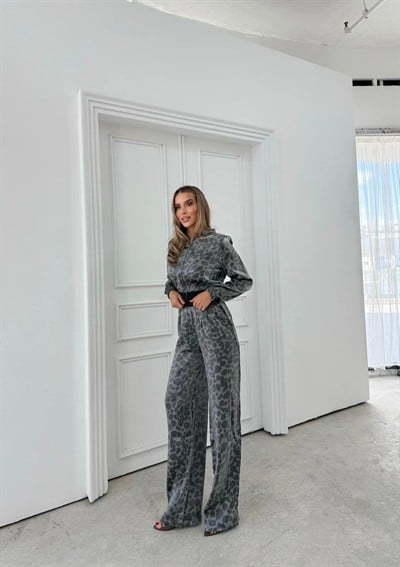 LEOPAR DESEN HIRKA VE PANTOLONLU İKİLİ TAKIM SİYAH