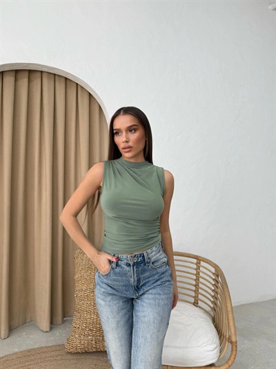 SIFIR KOL DRAPE SANDY BLUZ YEŞİL