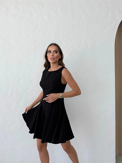 SIFIR KOL KLOŞ ETEK LİKRALI ELBİSE SİYAH