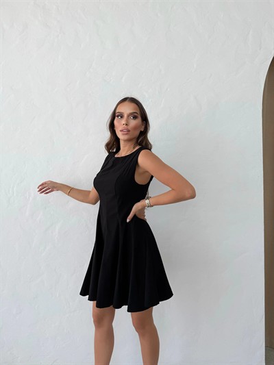 SIFIR KOL KLOŞ ETEK LİKRALI ELBİSE SİYAH