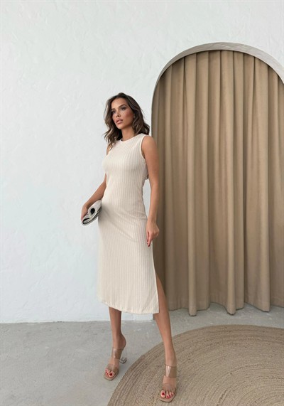 SIFIR KOL YIRTMAÇLI HAM TRİKO ELBİSE KREM