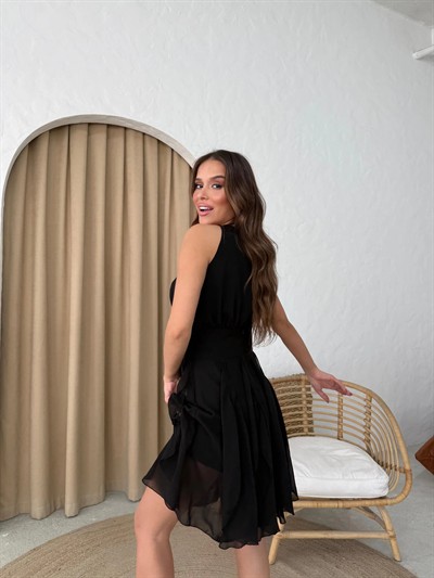 SIRT BAGLAMA DETAY TÜL ASTARLI ELBİSE SİYAH