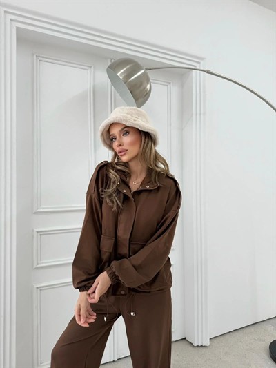 TORBA CEPLİ OMUZ APOLETLİ HIRKA VE PANTOLONLU MODAL İKİLİ TAKIM KAHVE