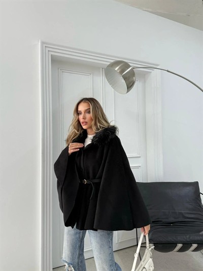 YAKA KÜRK DETAY KEMERLİ KAŞE PANÇO SİYAH