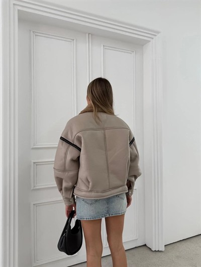 YAKA KÜRK VE KEMERLİ DERİ İÇİ KÜRK LAMİNE MONT BEJ 3143