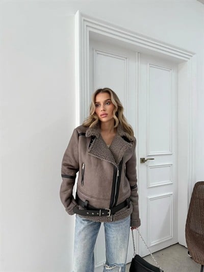 YAKA VE İÇ KÜRK DETAY KEMERLİ LAMİNE MONT VİZON 3146