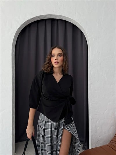 YAN BAĞLAMA DETAY GÖMLEK SİYAH