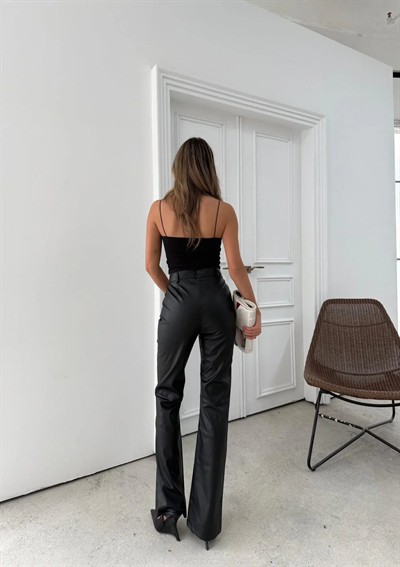 YARI İSPANYOL PAÇA DÜĞMELİ DERİ PANTOLON SİYAH