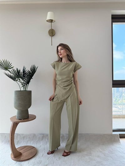 Asimetrik Detay Bluz ve Pantolonlu Double Kumas İkili Takım Haki 2272