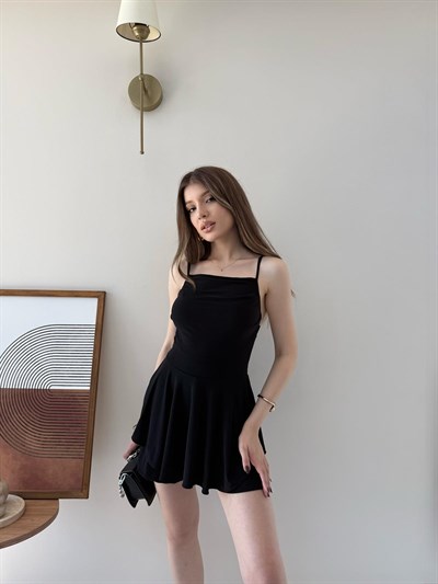 Askılı Bel Drape Detay Şortlu Elbise Siyah 2304