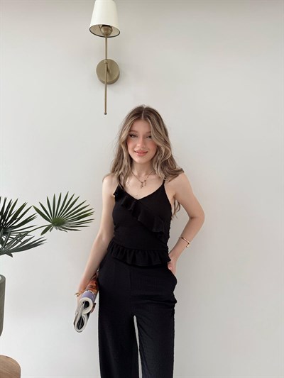 Askılı Fırfırlı Bluz ve Pantolonlu İkili Gofre Takım Siyah 2125