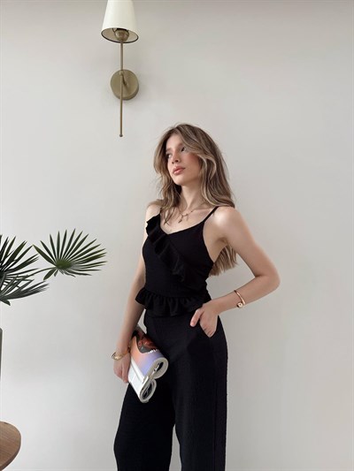 Askılı Fırfırlı Bluz ve Pantolonlu İkili Gofre Takım Siyah 2125