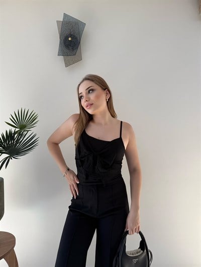 Askılı Fiyonk Detay Atlet Siyah 2364