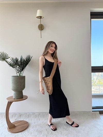 Askılı Salaş Yırtmaçlı Modal Elbise Siyah 2240