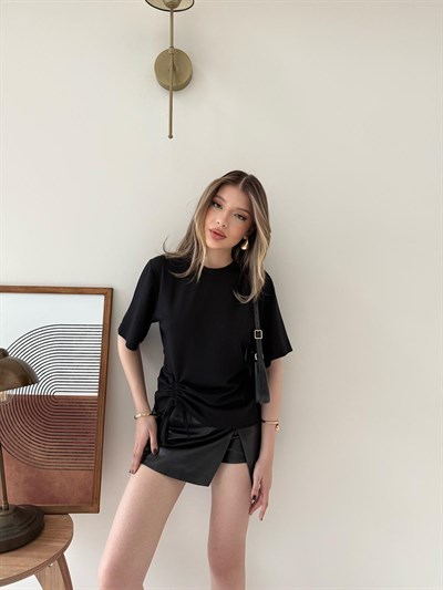 Bel Büzgülü Asimetrik Detay Modal Tişört Siyah 2186