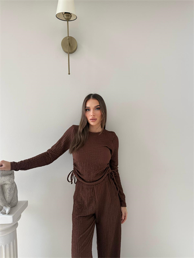 Bel Büzgülü Gofre Bluz ve Pantolonlu Gofre Takım Kahve 2047