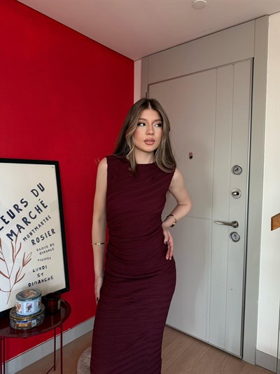Bel Drape Detay Yırtmaçlı Uzun Gofre Elbise Bordo 2177