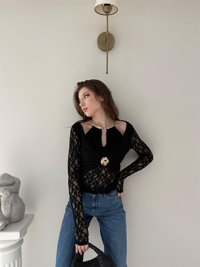 Boyun Aksesuar Detay Dantel Bluz Siyah 2112