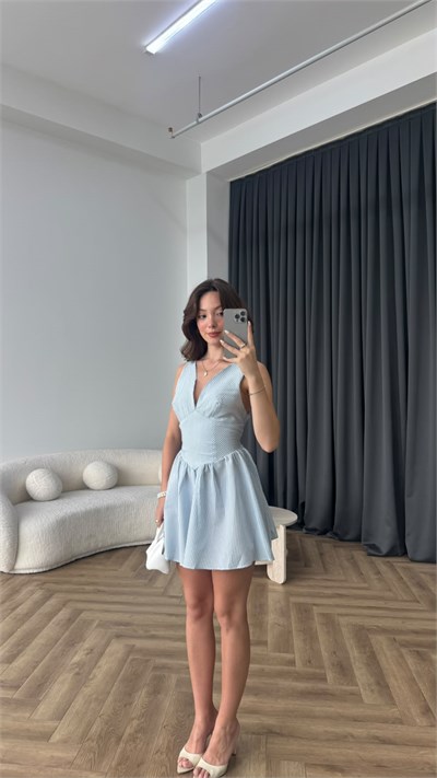 Çizgili Ön ve Arka V Yaka Etek Volanlı Gofre Elbise Bebe Mavi 2391
