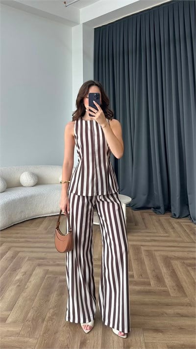 Çizgili Volanlı Bluz ve Pantolonlu İkili Takım Kahve Beyaz 2384