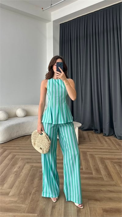 Çizgili Volanlı Bluz ve Pantolonlu İkili Takım Yeşil Mavi 2384