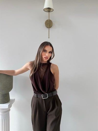 Degaje Yaka Dantel Detay Bodysuit Kahverengi 2083