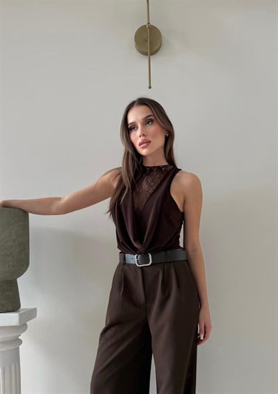 Degaje Yaka Dantel Detay Bodysuit Kahverengi 2083