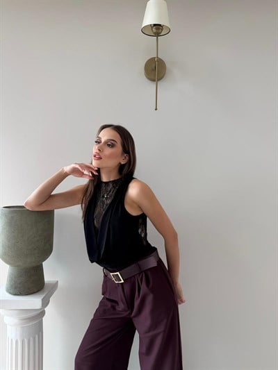 Degaje Yaka Dantel Detay Bodysuit Siyah 2083